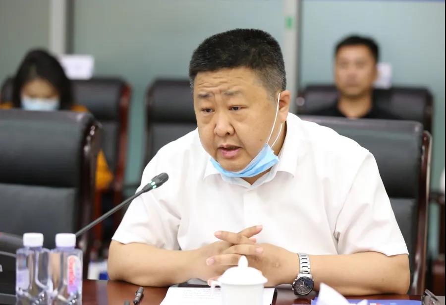  深圳联通党委书记、总经理张海涛发言